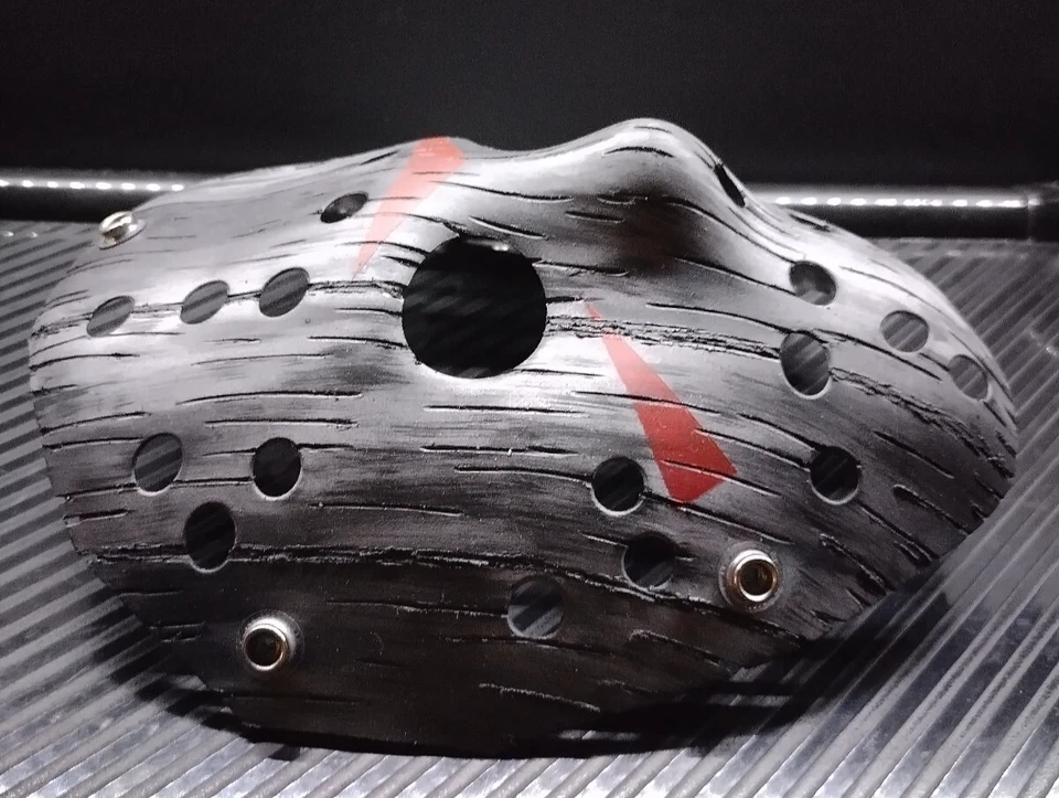 NUEVA Máscara de Hockey Jason Friday the 13th "Madera Gris" Nivel 2 con Correas/Certificado de Autenticidad Foto 4 de 4