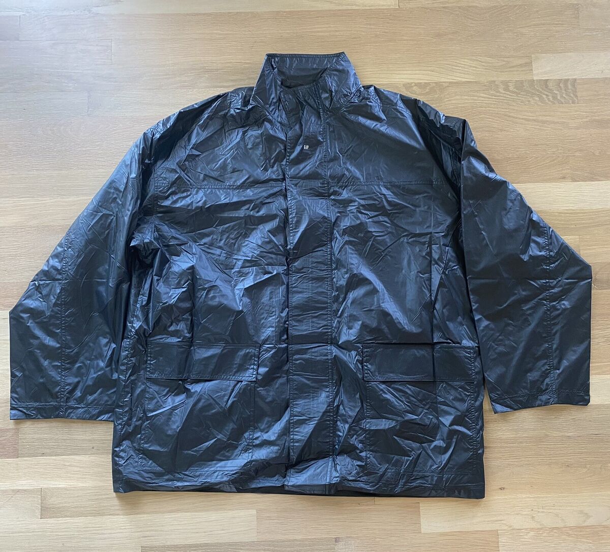 Yeezy Gap Nylon Light Parka Men's Size Small | eBay Yeezy Gap Nylon Light Parka Men's Size Small | eBay