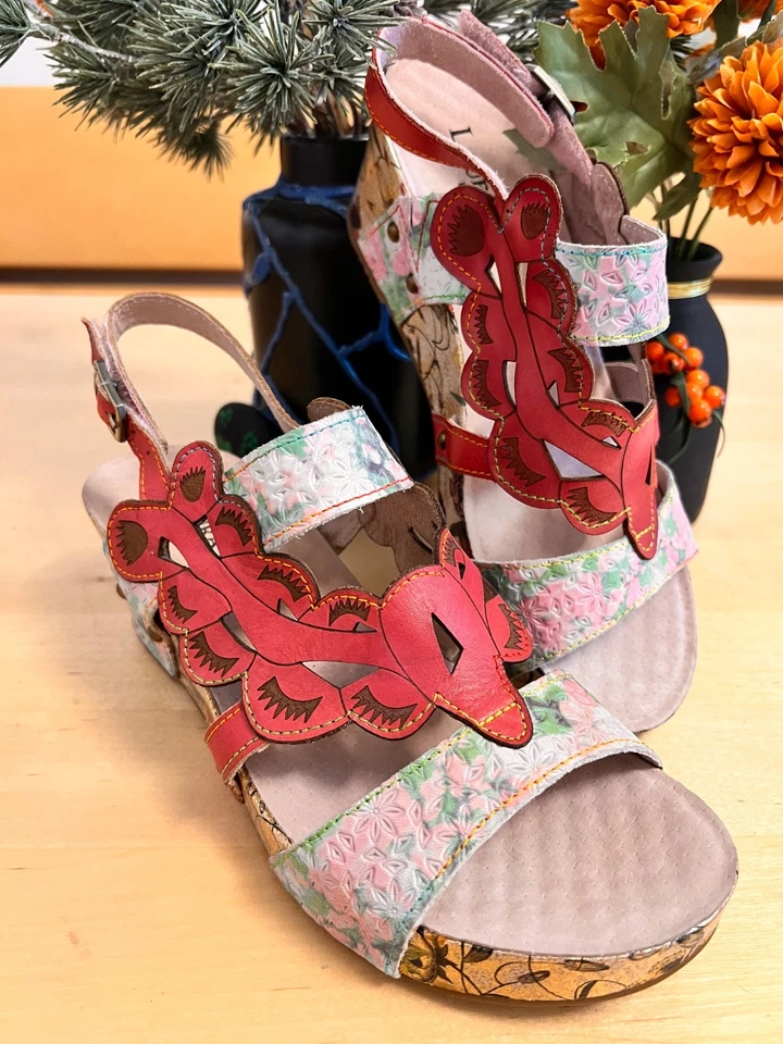 NEUE Laura Vita Plateau Sandalen 100€ UVP, Gr. 38 - Bild 1 von 4