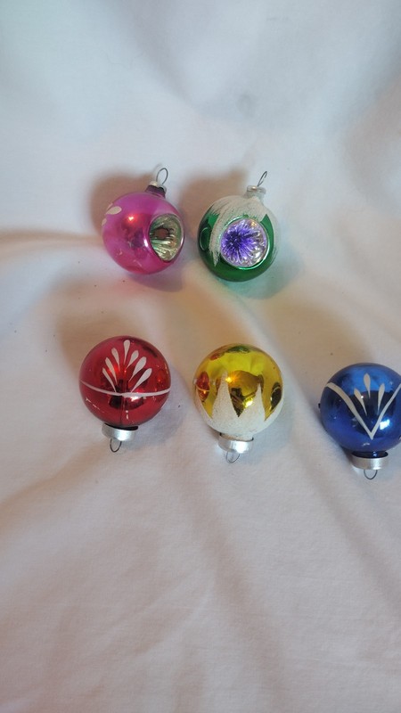 5 Vintage Made In Columbia Christmas Ornaments.  Glass. Mini, Demure