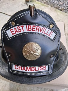Cairns 1044 Fire Helmet  Duraglas Firefighter Helmet w/ Liner & Strap