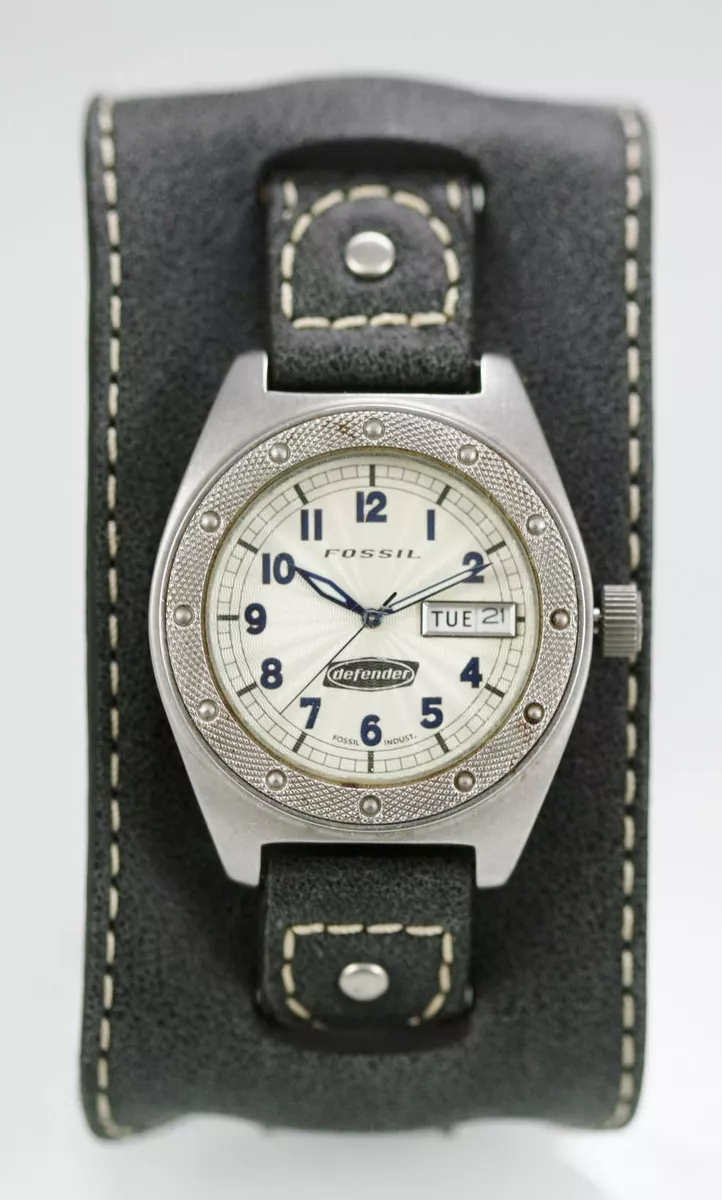 Fossil defender watch cheap