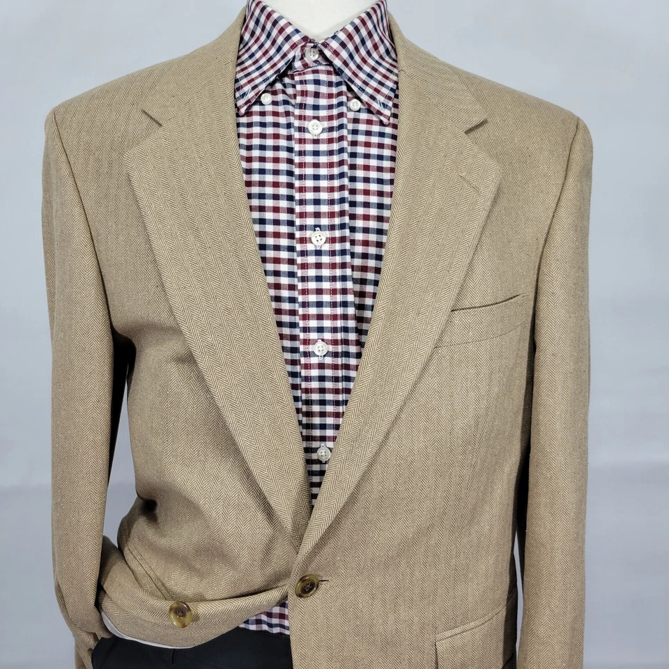 Land's End 男式运动外套西装外套双纽扣米色人字形 100% 真丝 40R 码 — 第 2/4 张图片