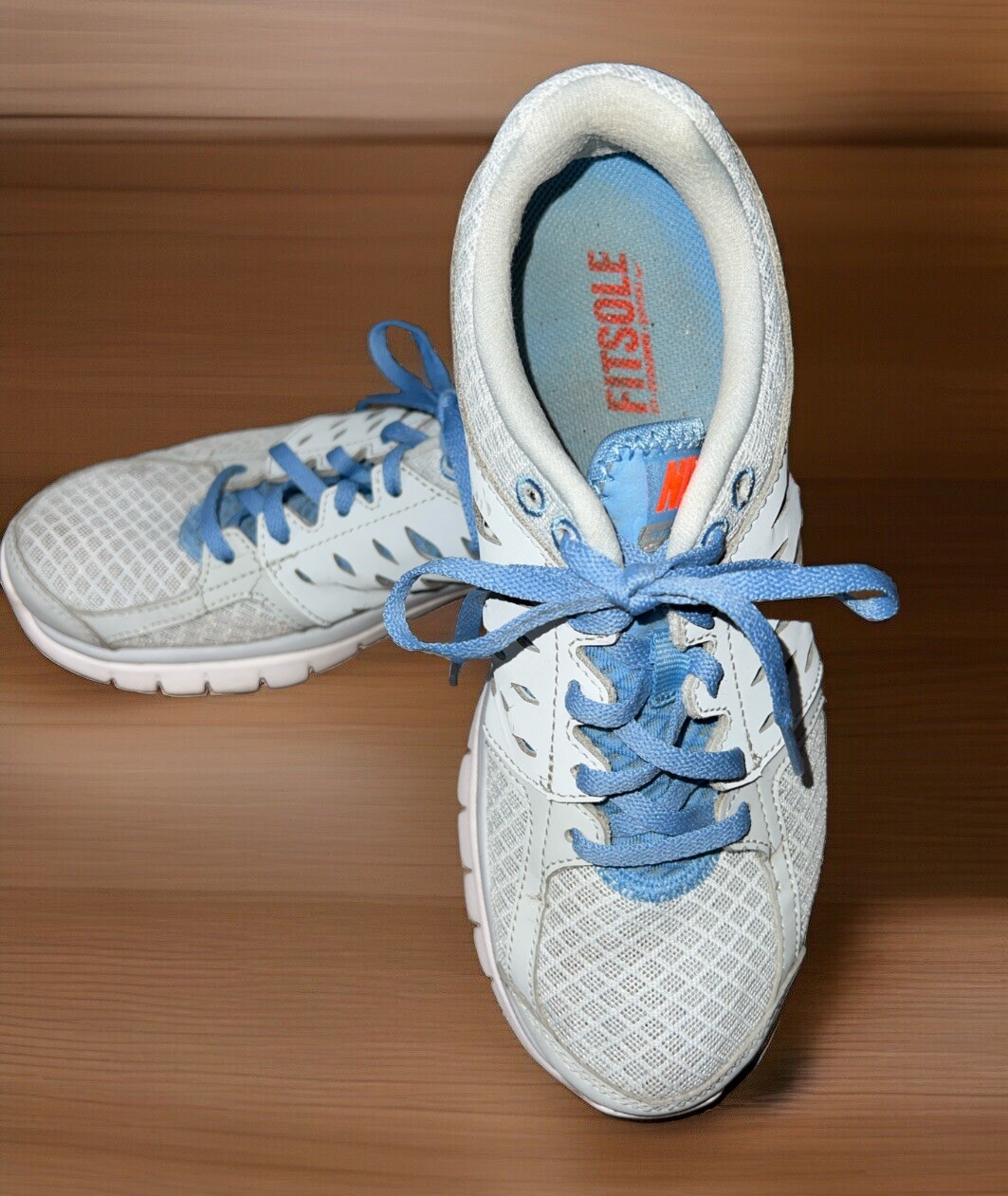 SAOLA Nike sneakers donna suola fit taglia 7 bianco arancione swoosh