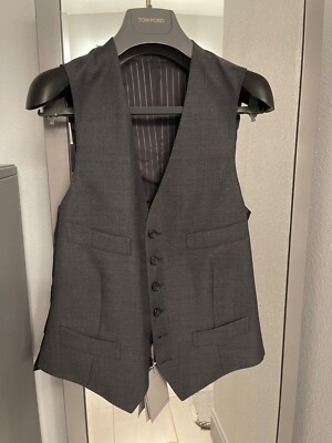 Tom Ford O'Connor (Fit Y) 3 Piece Charcoal Color Suit Sz 34US/44UK