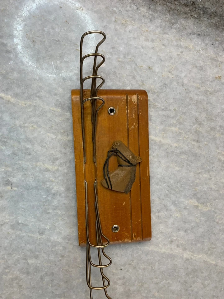 Antique 1930s Art Deco South-Western Western Wooden Tie Rack/Holder/Hanger Horse - Image 4 of 4