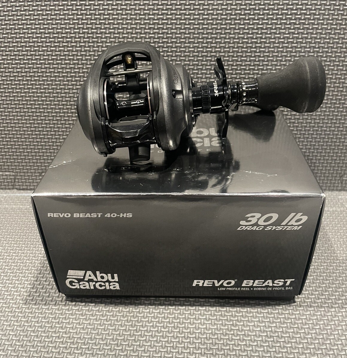 Abu Garcia REVO BEAST 40-HS ベイトリール 【公式通販】