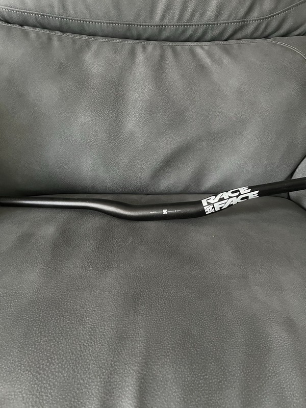 Raceface MTB Handlebars 740mm 31.8mm Good Condition Mountain Bike