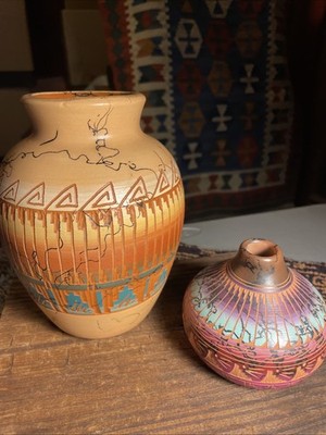 Navajo Horsehair Pottery Vase Pair Etched Southwest Native American Artist Info