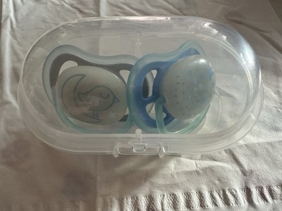 2x Schnuller Avent - 6-18 Monate - leuchtende Schnuller- Blau - neu 