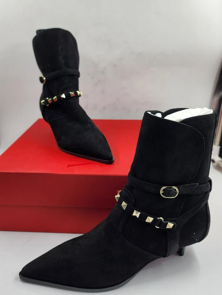 Botas Rockstud Valentino Garavani 45 mm para mujer 35,5/5 EE. UU. negras cierre de hebilla Foto 2 de 4