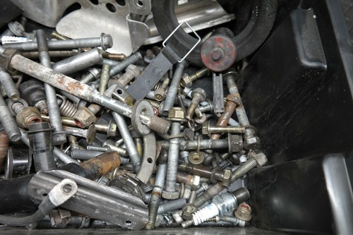 06 2006 Skidoo 1000 Summit Highmark Snowmobile Body ENGINE Bolts Hardware Nuts - Picture 5 of 5