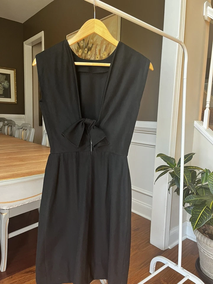 Vestido de cóctel de lana negro muy raro Pauline Trigere años 50 Frost Bros XXS. LBD Foto 4 de 4