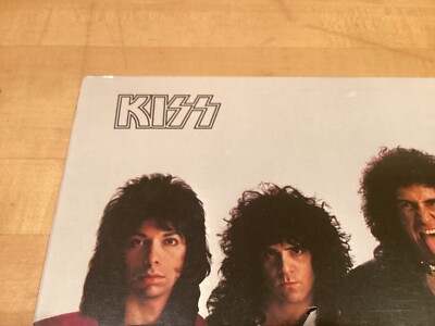 KISS LICK IT UP 1983 LP 1ST ISSUE Vinyl VG Mercury Record 422-814