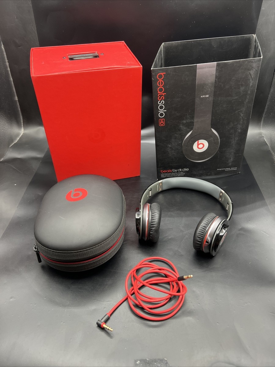 Beats by Dr. Dre Solo HD Over the Ear Headphones - Black w/ cord