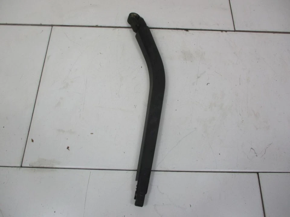 Brazo limpiaparabrisas trasero trasero se adapta a TOYOTA COROLLA (ZZE12_,E12) 2.0 D-4D Foto 2 de 4