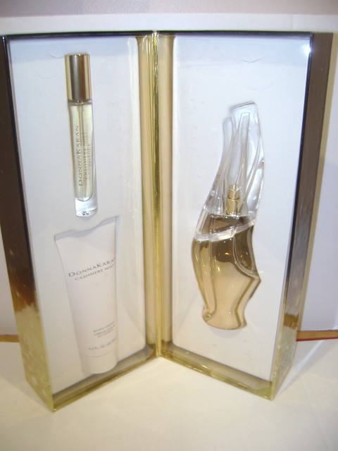 cashmere mist essence perfume