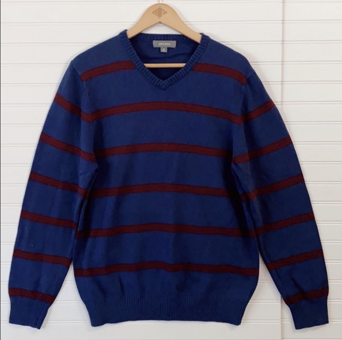 Merona Sweater Men's Size M Long Sleeve Navy Burgundy Striped V Neck  Pullover