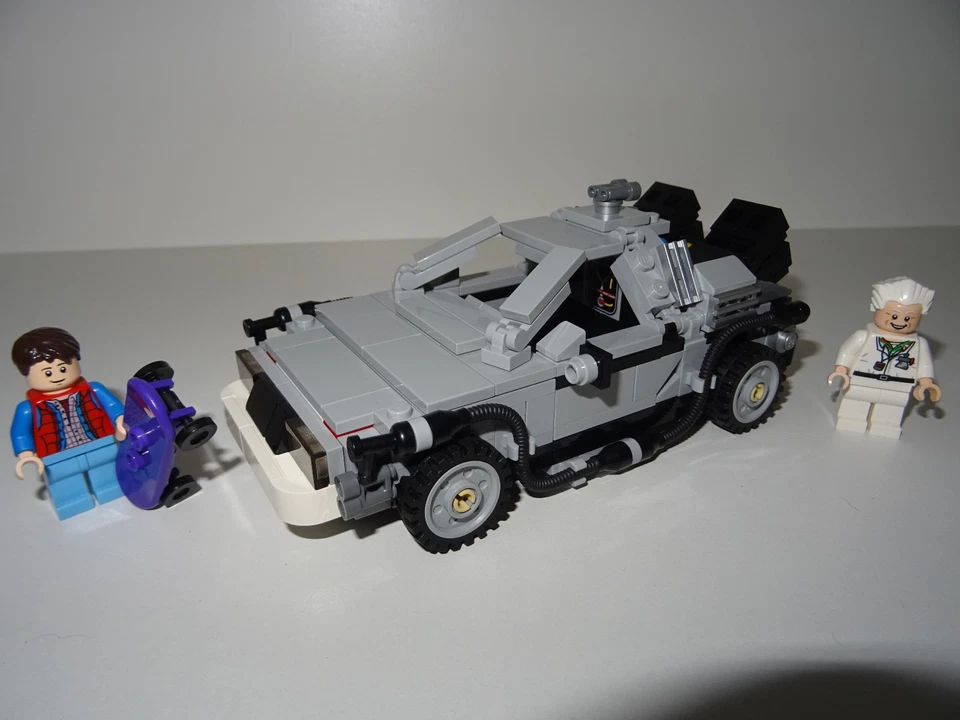 LEGO Ideas 21103 The DeLorean Time Machine, photo 1 sur 3