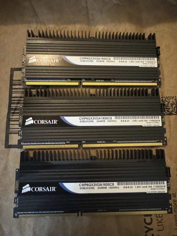 Corsair Dominator 12GB (2 Kits Of 3x2GB) DDR3-1600 C8 1.65v RAM Bundle - Image 3 of 4