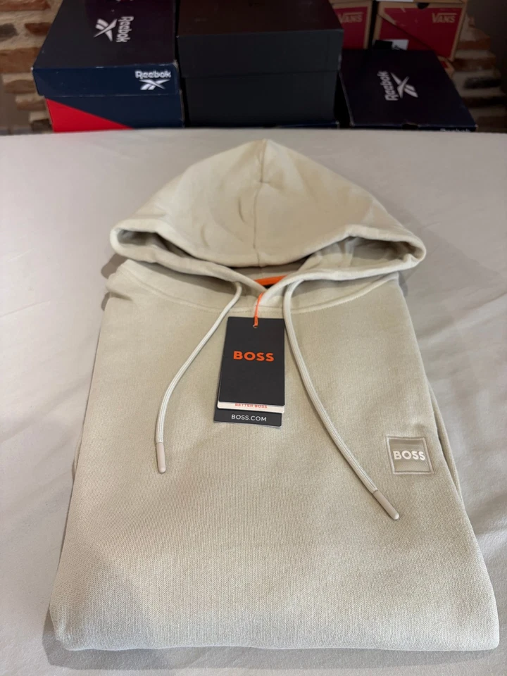 BOSS Sweat à capuche homme beige clair logo patch – Taille XL – Neuf avec étique - Photo 2/4