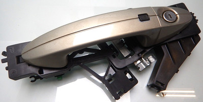 FORD B-MAX / JK / TÜRGRIFF GRIFF außen / KESSY KEYLESS GO / vorne links (BS29)