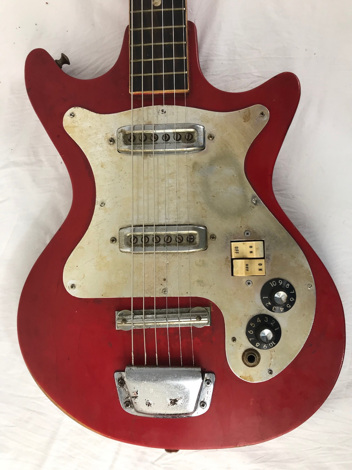 1960s Japanese Electric Guitar - Two Pickups - Red Finish - Small Body