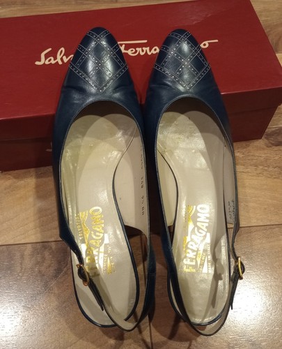 Salvatore Ferragamo VTG Black Heels Pumps Made In Italy Sz 9.5AA "Ligia" - Picture 10 of 13