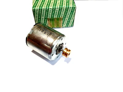 Motor 6V (Antrieb für Plattenspieler) PAPST Riemenscheibe 1 Stück Sonderpreis