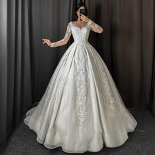 Classical Wedding Dresses Long Sleeves V Neck Vintage White Ivory Bridal Gowns