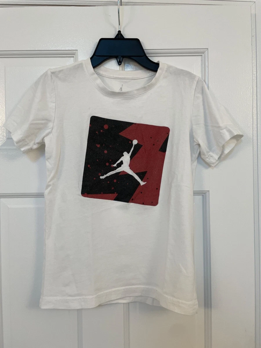 White and red sales jordan t shirt