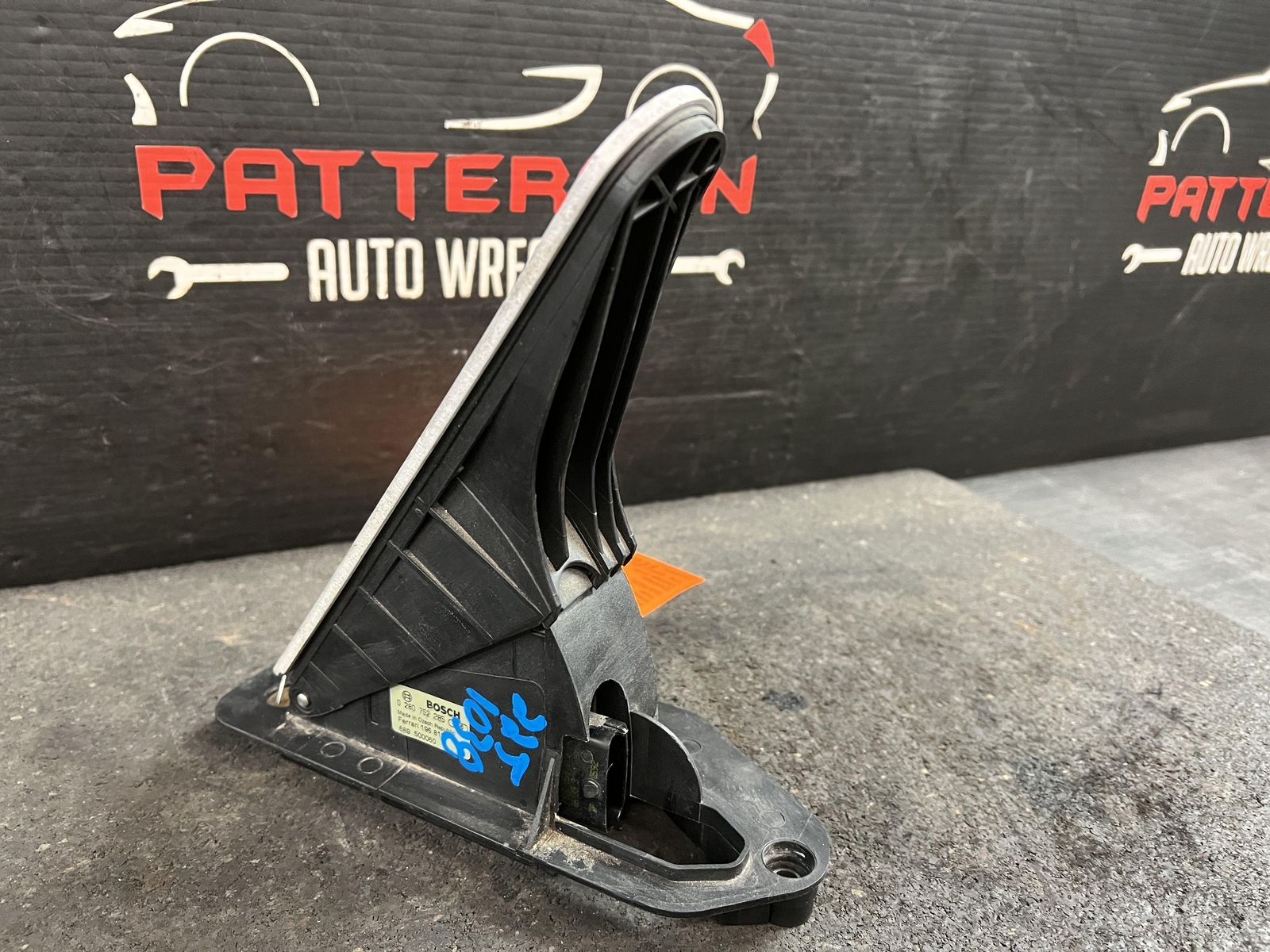 03-07 MASERATI QUATTROPORT GAS PEDAL