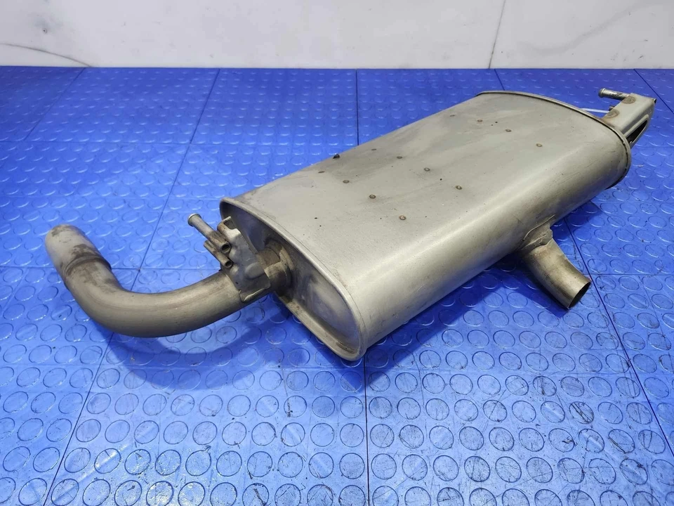 Silenciador de escape trasero Toyota Prius 2016-2019 pieza original OEM 17430-37720 Foto 4 de 4