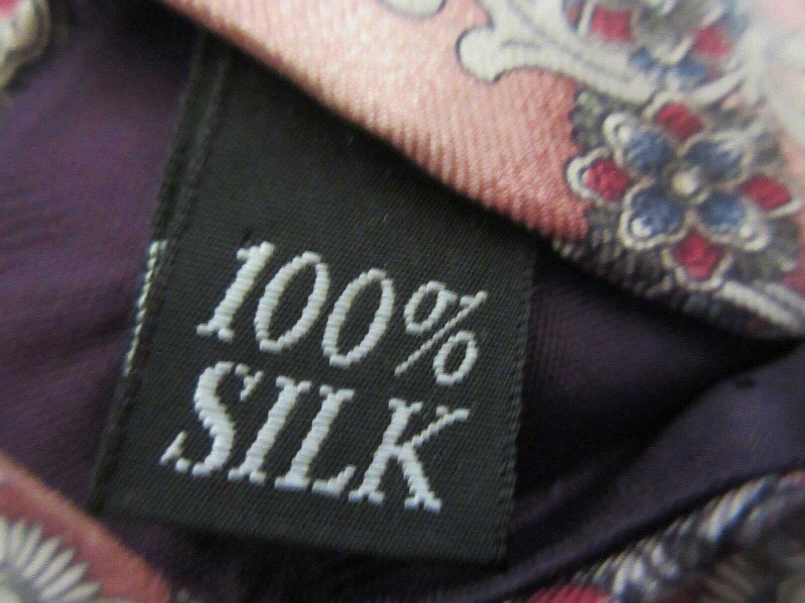 Oscar de la Renta Mens Neck Tie Burgundy Paisley Patterned Vintage Silk