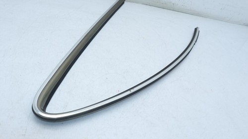 98-02 w208 MERCEDES CLK320 COUPE REAR DRIVER LH QUARTER GLASS BELT MOLDING T5203 - Picture 4 of 9