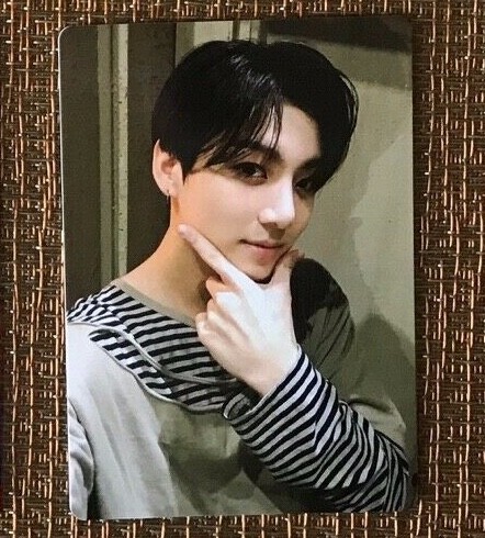 BTS OFFICIAL LIGHT STICK ARMY BOMB VER 3 PHOTOCARD | eBay