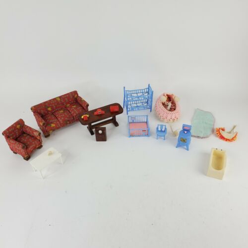 VTG Dollhouse Furniture Plasco Table Baby Renwal No 11 14 16 18 31 36 T95 118 28 - Picture 1 of 12