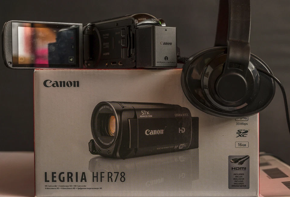 Canon Camcorder Legria HF R 78 - Bild 2 von 4