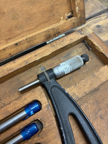 Starrett No. 224 Interchangeable Anvil Micrometer Set, 16-20" Range, .001" - Picture 8 of 8
