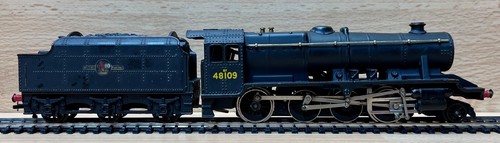 Hornby Dublo "OO" Spur 2225 B.R. Class 8F 2-8-0 Lok 48109 & Tender. | Condition: Used