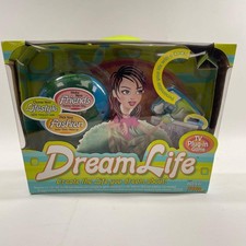 Hasbro Dream Life Plug and Play with Remote 2005 Hasbro Dream Life Plug and Play with Remote 2005