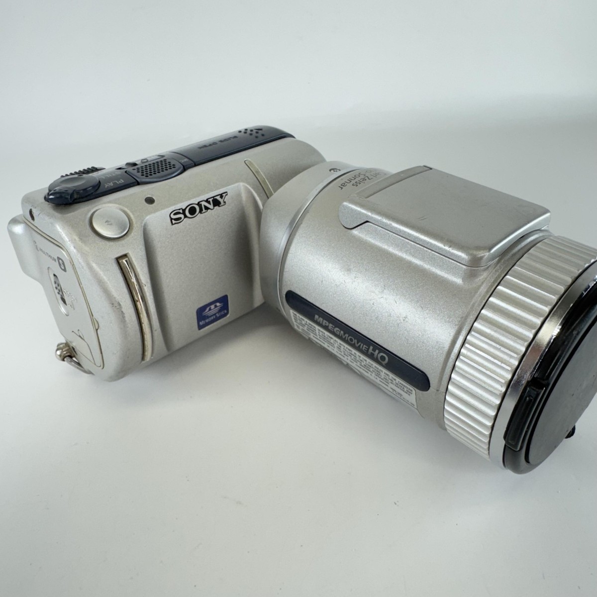 Vintage Sony Cyber-shot DSC-F505V Digital Camera 3.3MP 10X Zoom