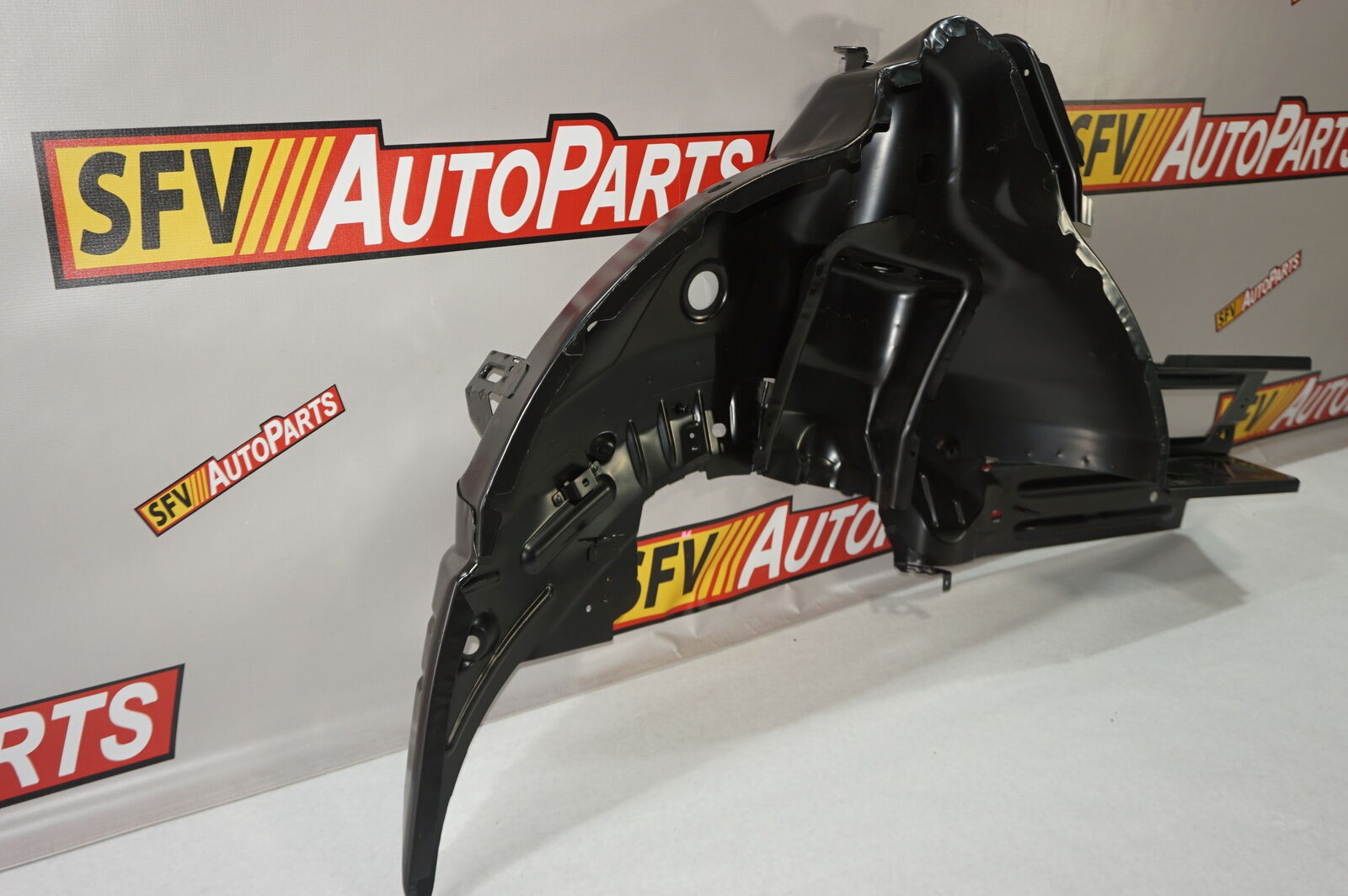 MASERATI GHIBLI WHEELHOUSE REAR LEFT 2014 2015 2016 2017 673009047 OEM