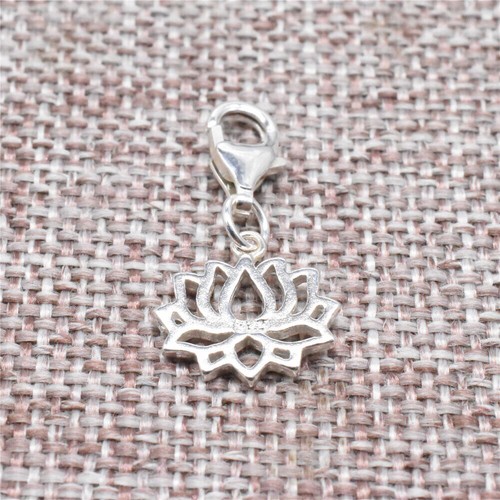 925 Sterling Silver Lotus Flower Clip On Charm with Lobster Clasp for Bracelet - Picture 3 of 4