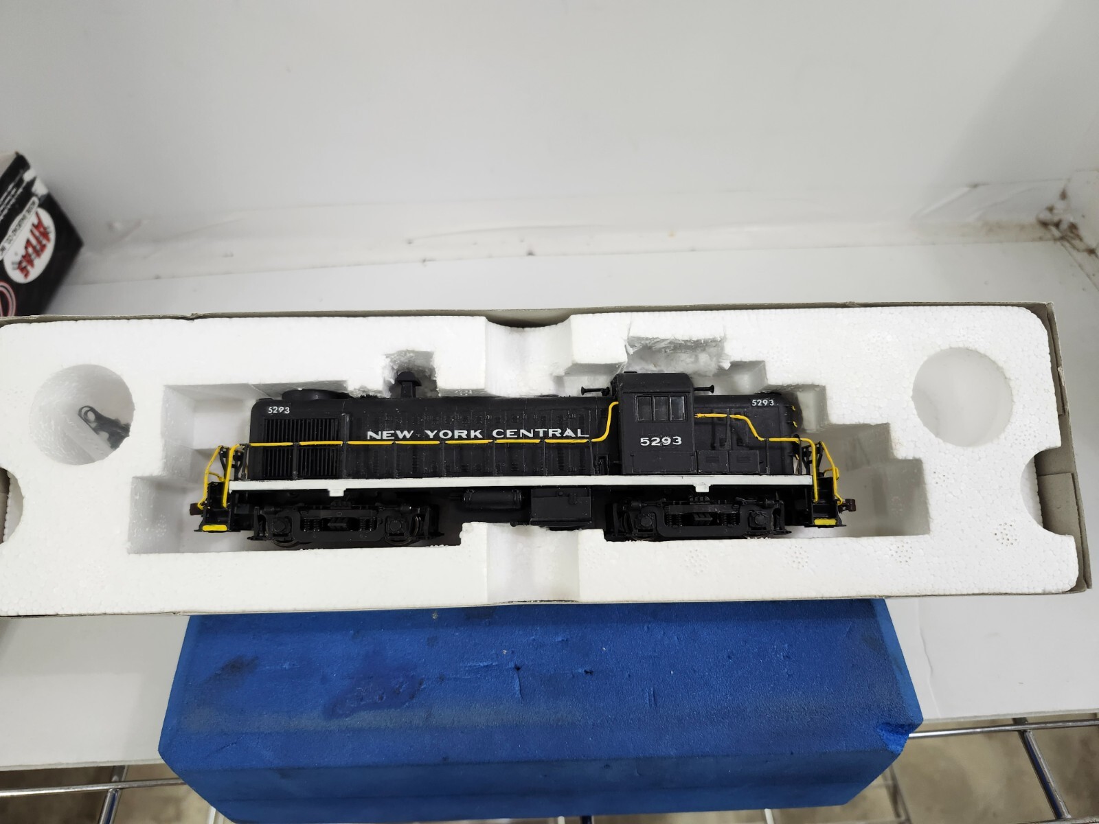 Picture 2 of 2