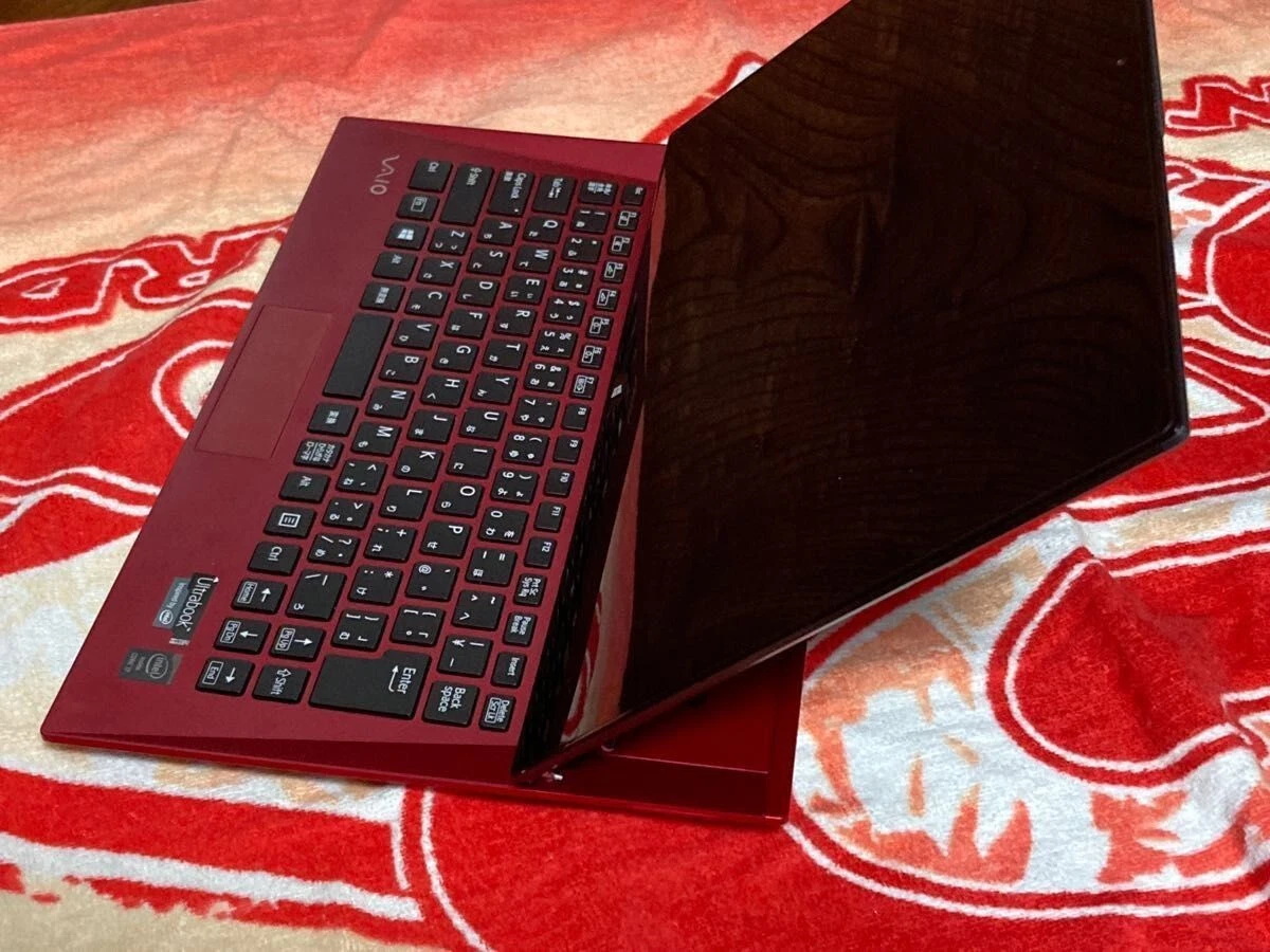 SONY VAIO Duo13 Red edition Core i7 Touch Panel 13.3in 8GB SSD512GB Win10
