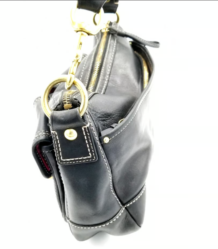 バッグ Vintage Coach Turn Lock Shoulder Bag Coach Vintage Shoulder bag Turn Lock Leather Navy Blue Used
