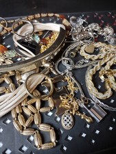 Variety Assorted Jewelry Lot Accessories Bundle Lot VT12