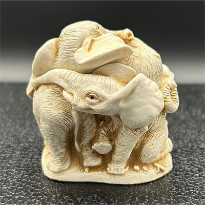 VINTAGE RETIRED Harmony Kingdom  Trumpeters  Ball  Elephant Trinket Box TJEL2