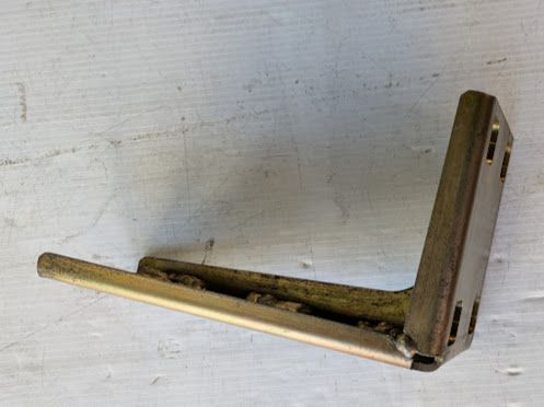 FERRARI 456 REAR BUMPER FASTENING LEFT BRACKET USA 65444300